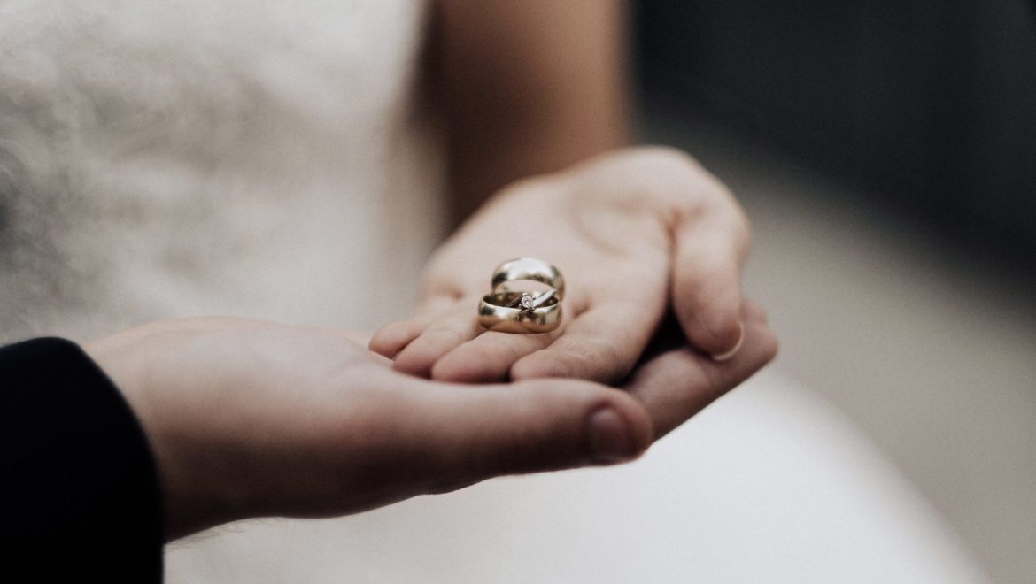 Tips To Host An Intimate Wedding Celebration