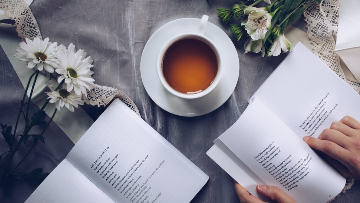 3 romantic Love Poems to Read in Wedding Ceremony